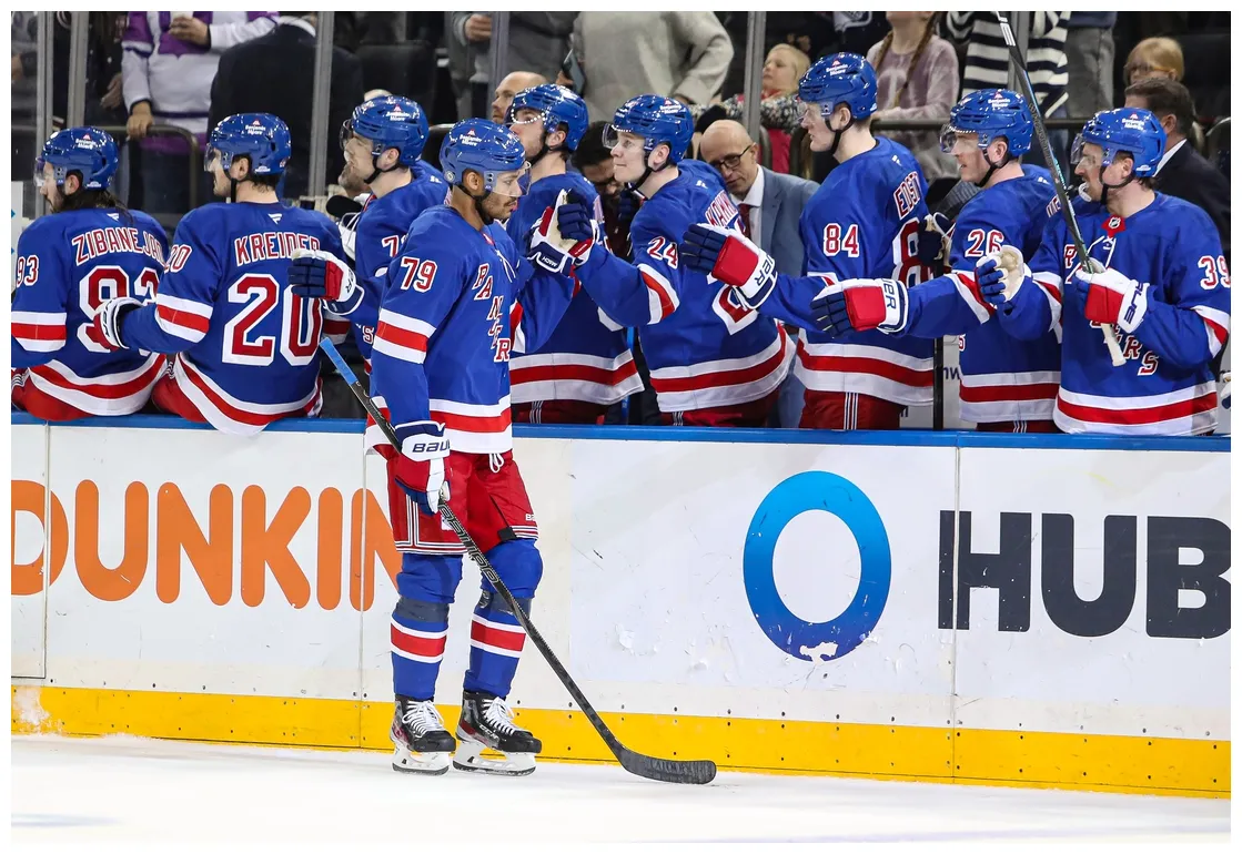 Rangers looking to tighten up defensively vs. blackhawks field level