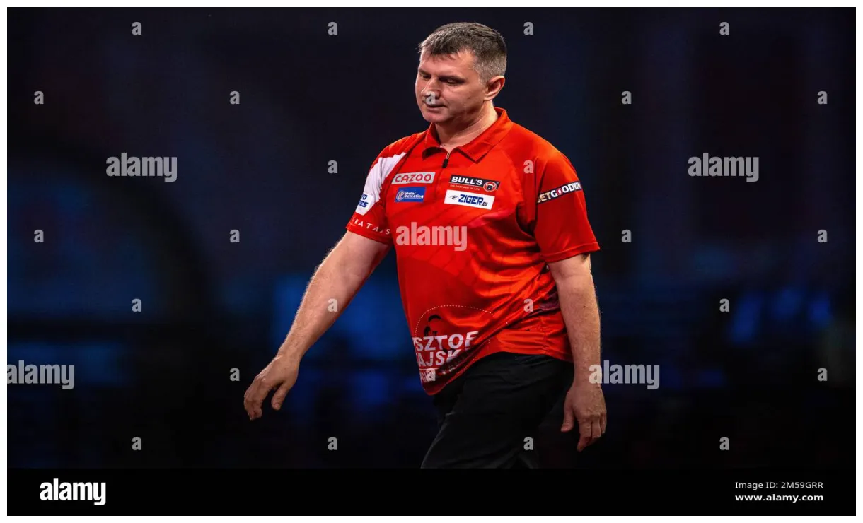 Krzysztof reacting during day ten of the cazoo world darts