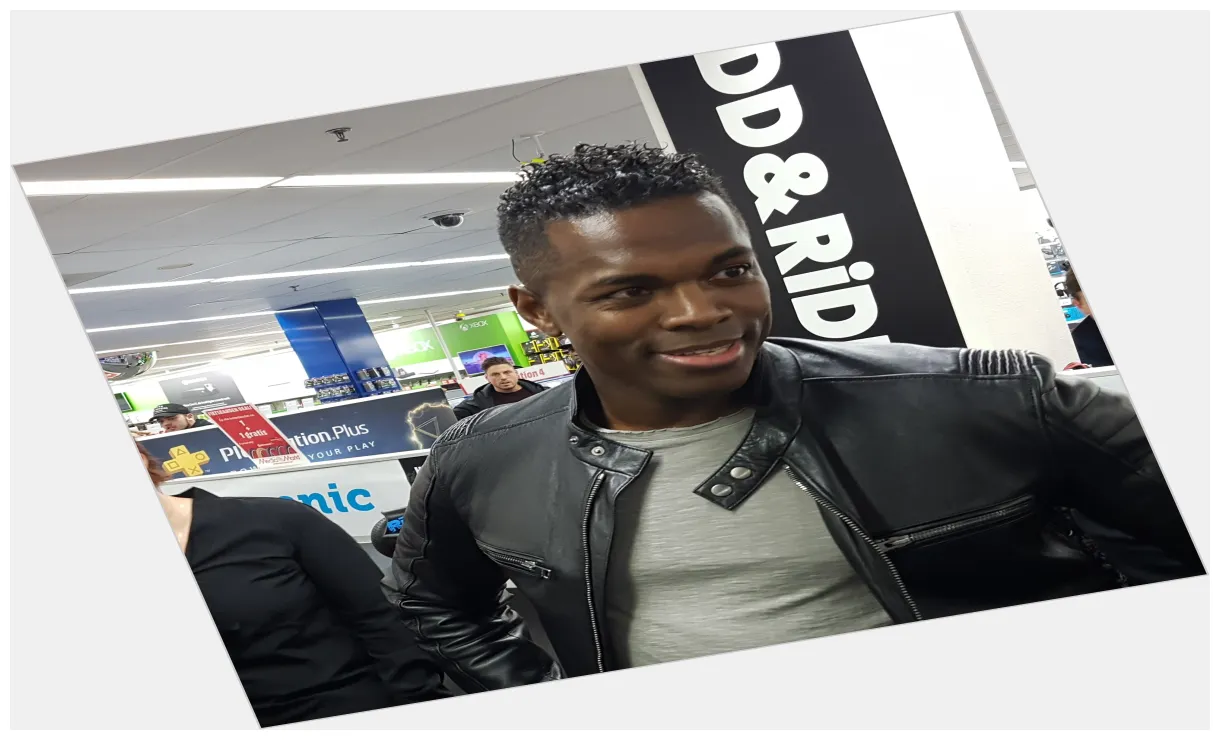 Official site for man crush monday #mcm woman crush