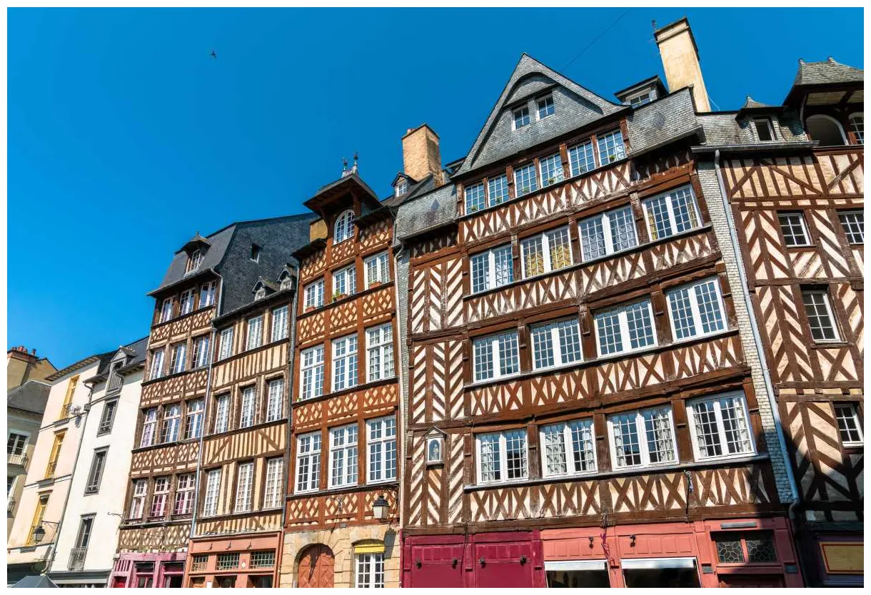 Où dormir à ? hotels pas cher et hotels haut de gamme à à