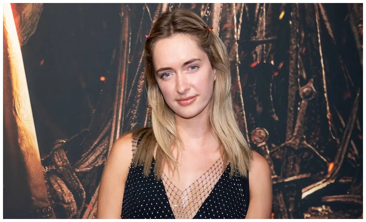 Influencer en model bevallen van zoon achterklap nu.nl