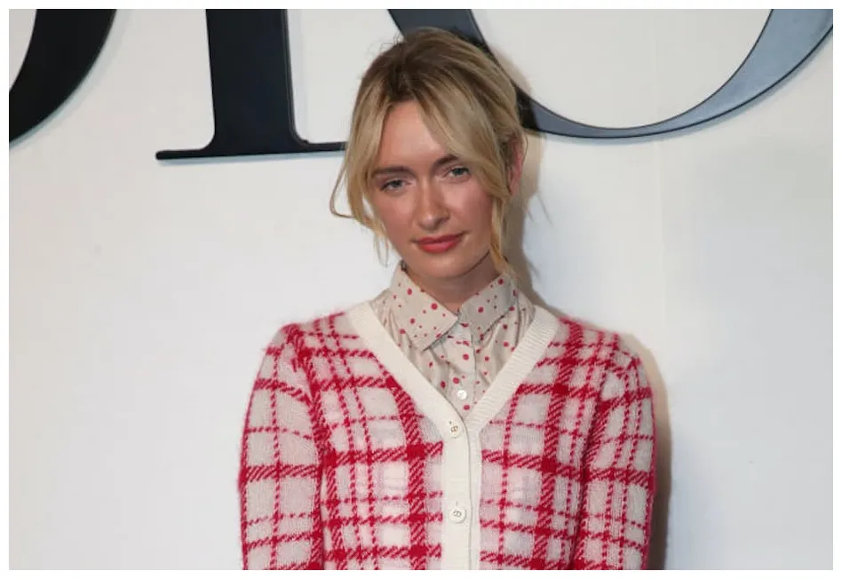 Biography, age, wiki, height, weight, boyfriend, family