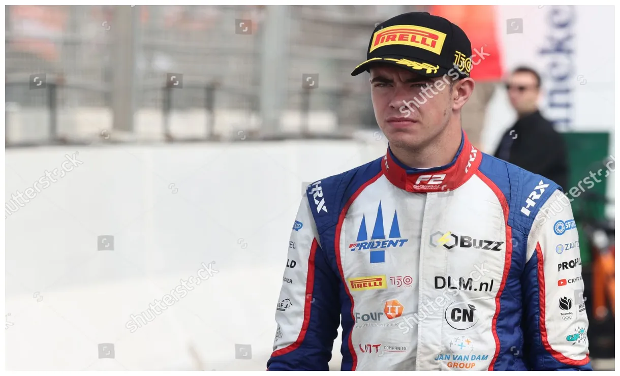 During formula 2 round editorial stock