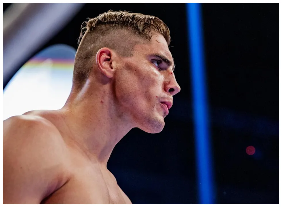 The ariel helwani show ufc 308 preview, rico verhoeven, regis