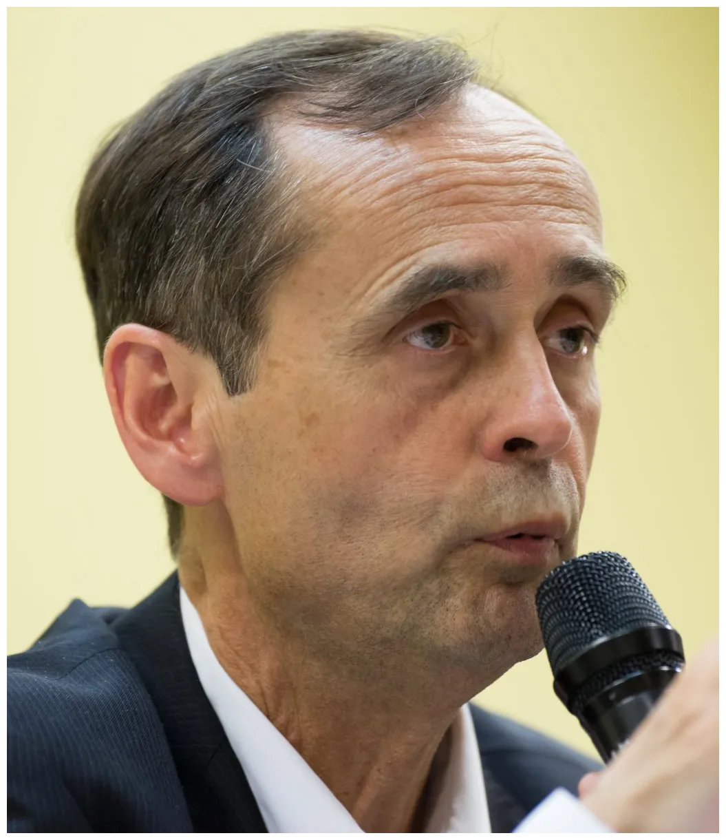 Age, birt ay, bio, facts & more famous birt ays on