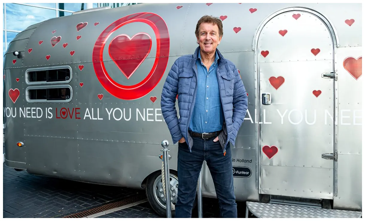 Stopt met all you need is love? zó zit het