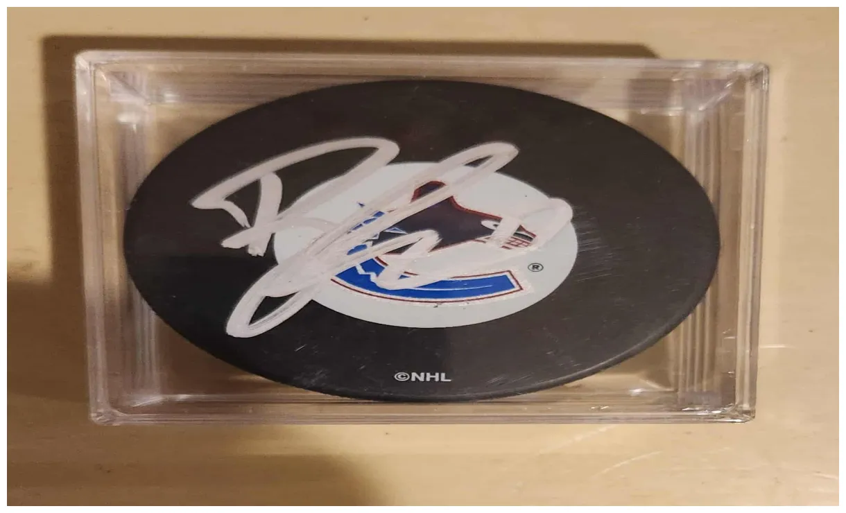 Ryan Kesler Autographed Puck | Byron's Hockeyland | Game Worn Hockey