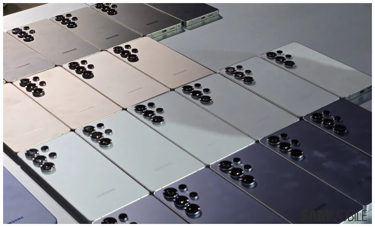 Samsung galaxy is more flexible with video recording