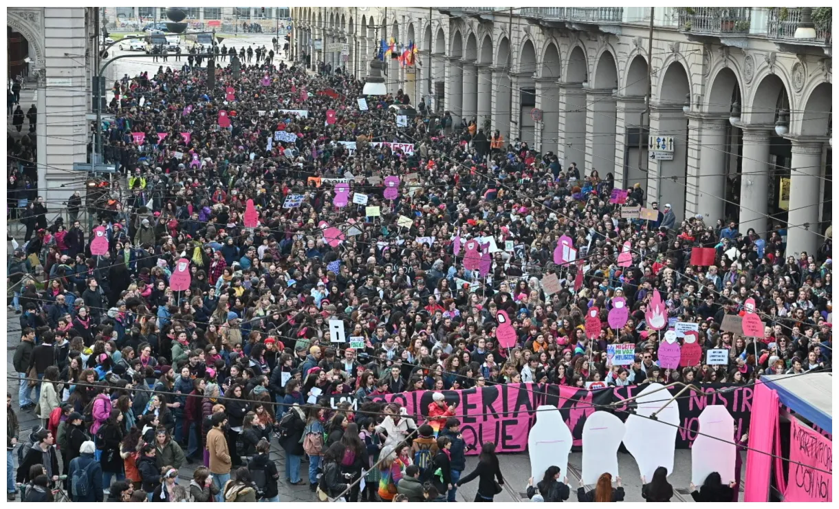8 marzo, si fermano scuola e sanità sky tg24