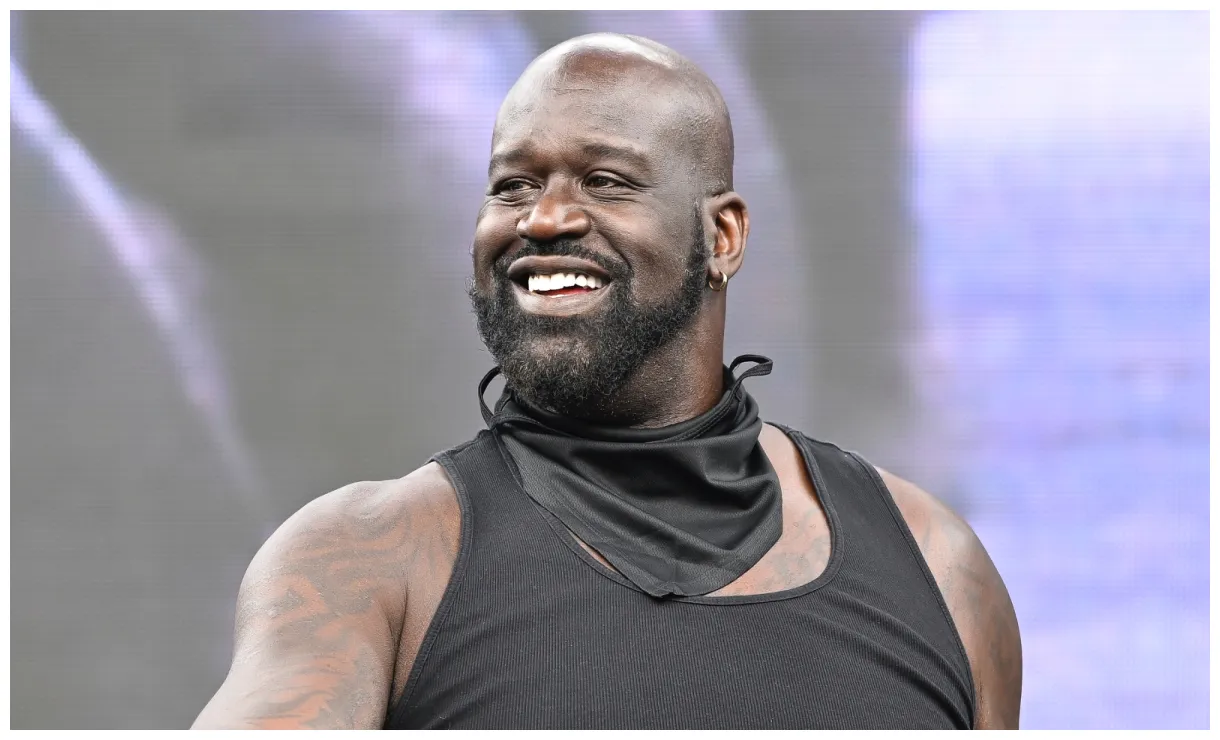 Drops music video for new song '3 lokos' with coyotes