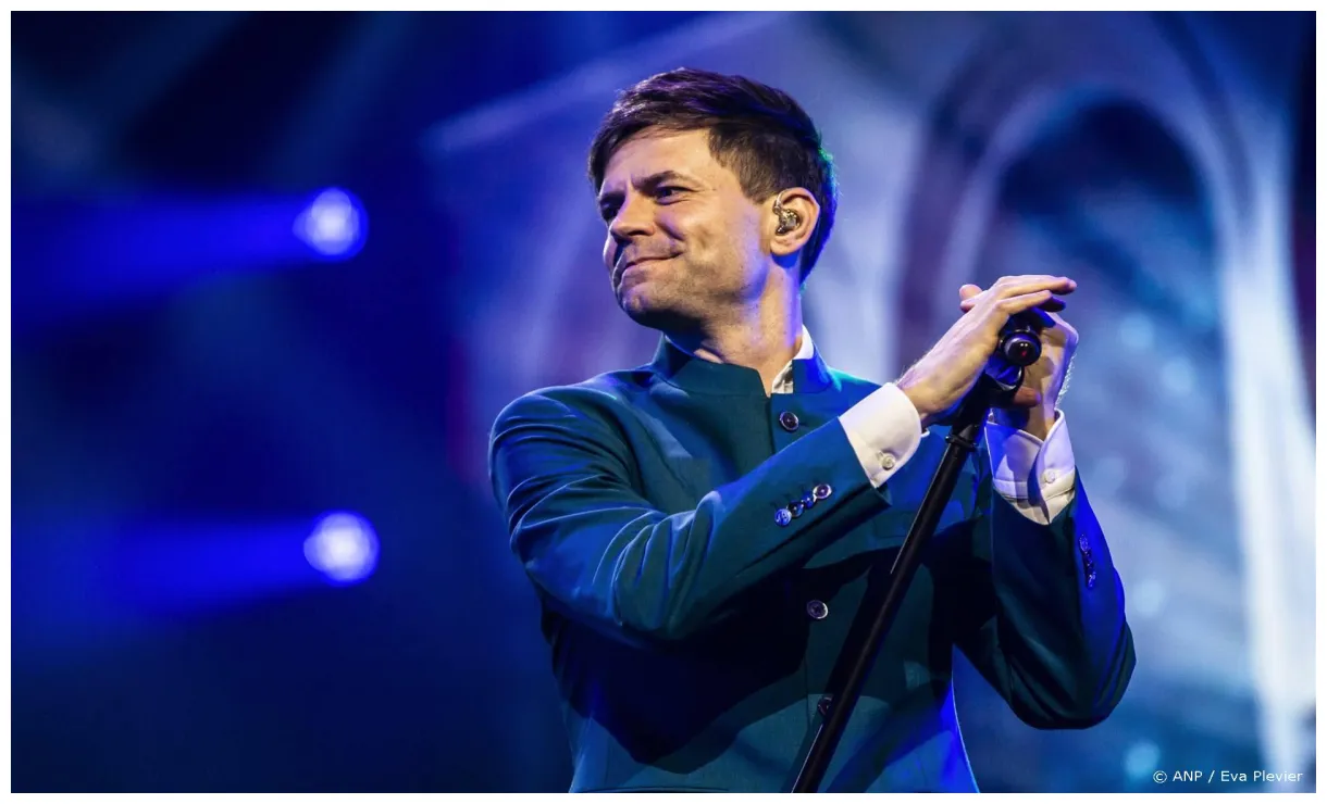 'kwetsbaar' als solo-artiest shownieuws