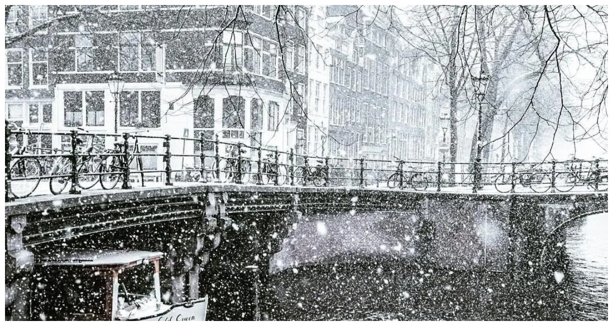 Breaking 'gigantische sneeuwval is in aantocht in… kantinepraat