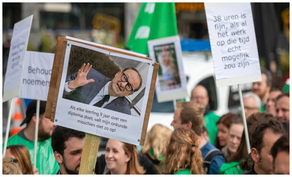 Eerste betoging tegen een nieuw onderwijsvoorstel gaat van start