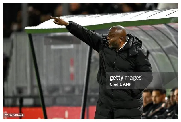 95 coach s, high-res pictures, and s