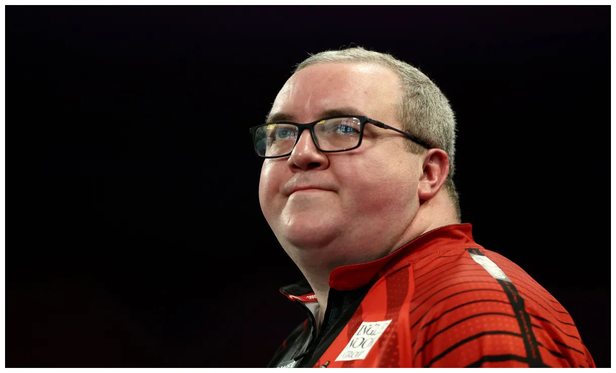 Has awkward exchange with opponent and delivers