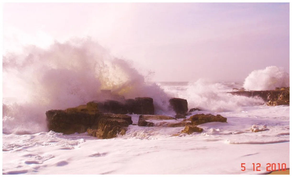 Winter in de Algarve: Hoge golven