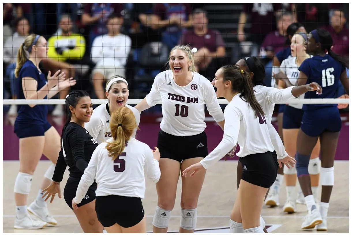 No. 25 team advances to sweet 16 with win over no