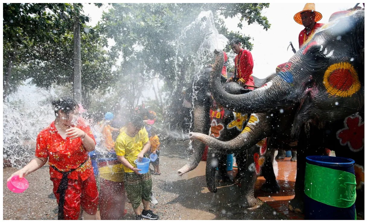 Lemurs, water festival, and Dwyane Wade: World in Photos, April 11