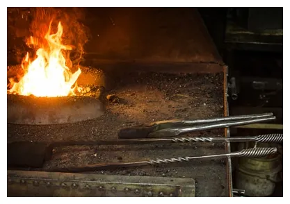 Le forgeron apprend en forgeant. | Que le meilleur soit