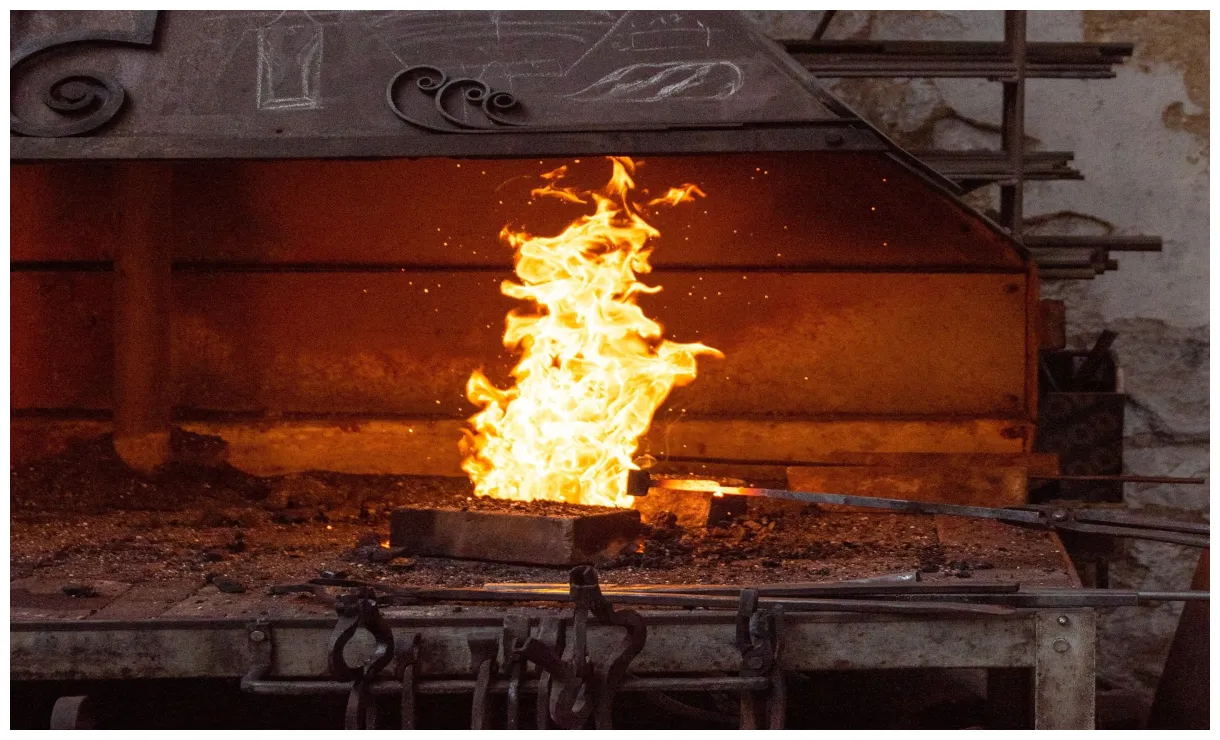 Forge Rayonnante - Art de la Taillanderie | Outils de qualité
