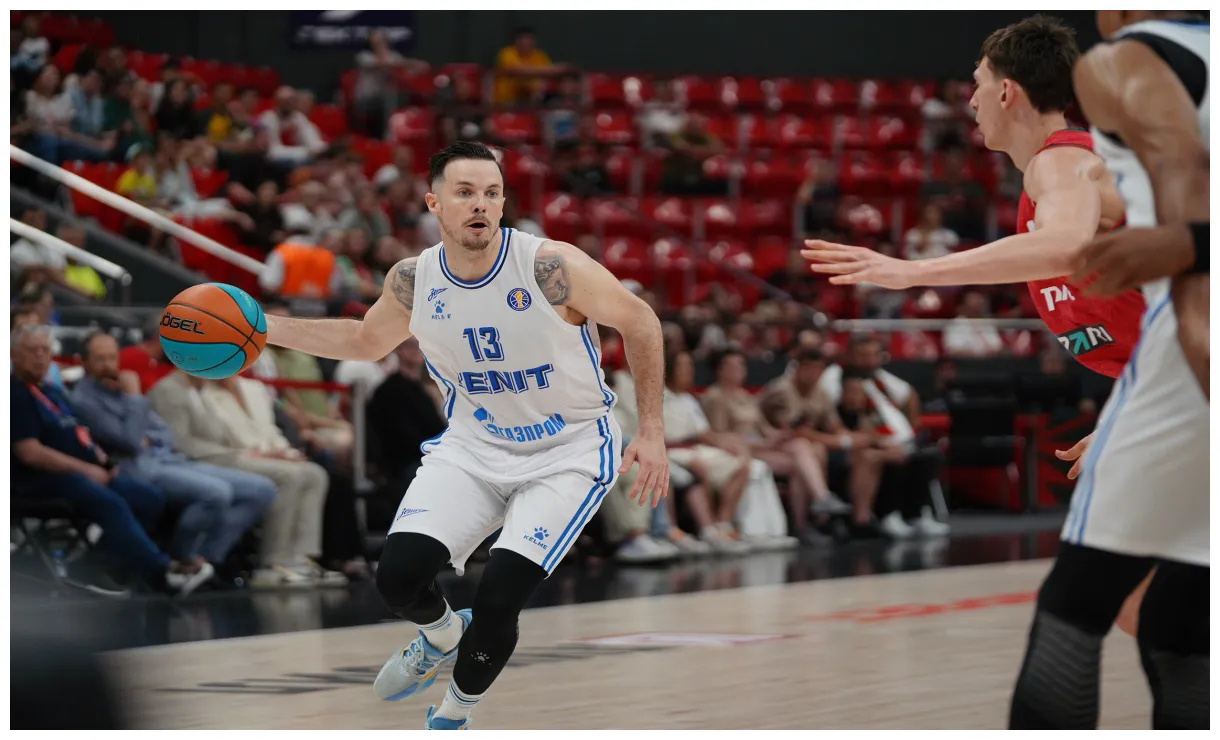 Quitte le zénith saint-pétersbourg tribune 47