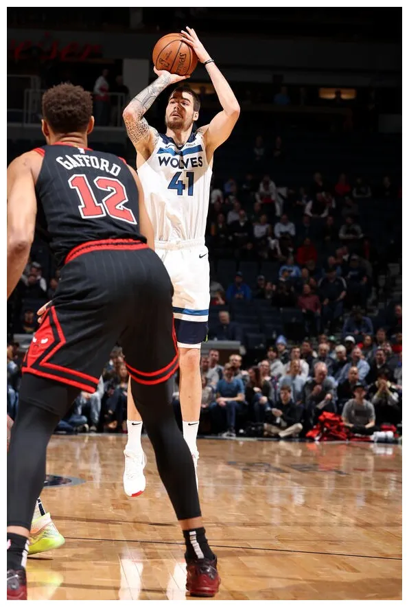 Gallery wolves vs. bulls gallery nba