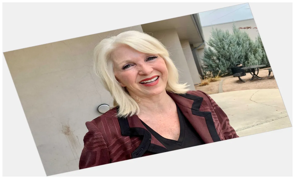 Official site for woman crush wednesday #wcw