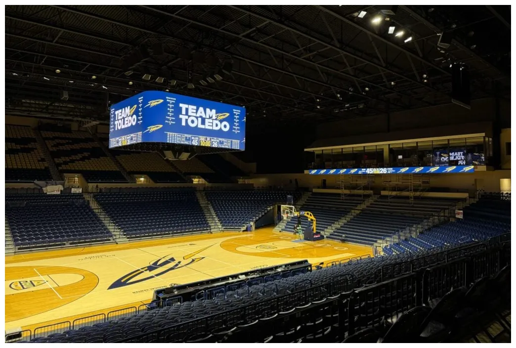 Led install for the university of by uberdisplays