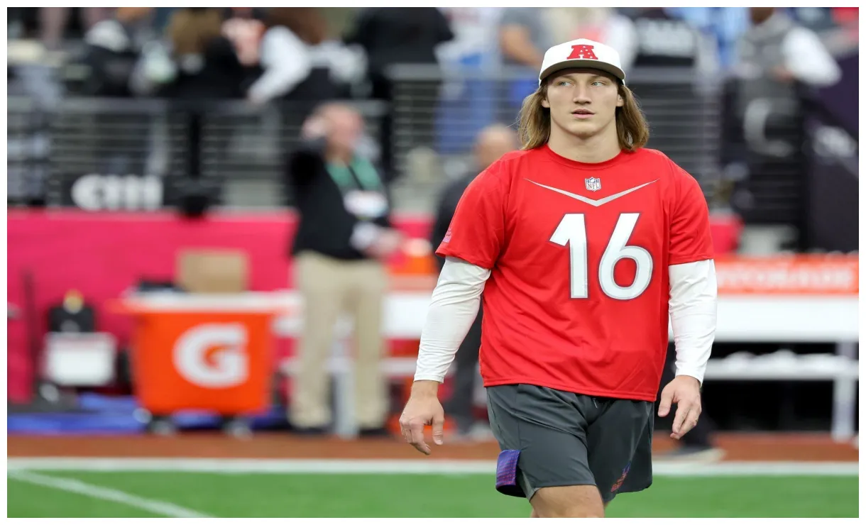 How old is ? age, height, weight