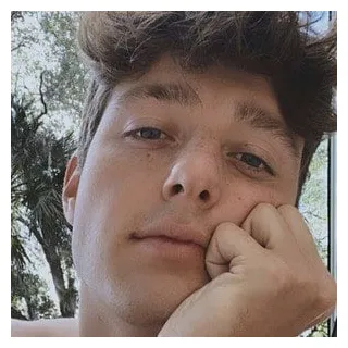 Age, family, bio famous birt ays