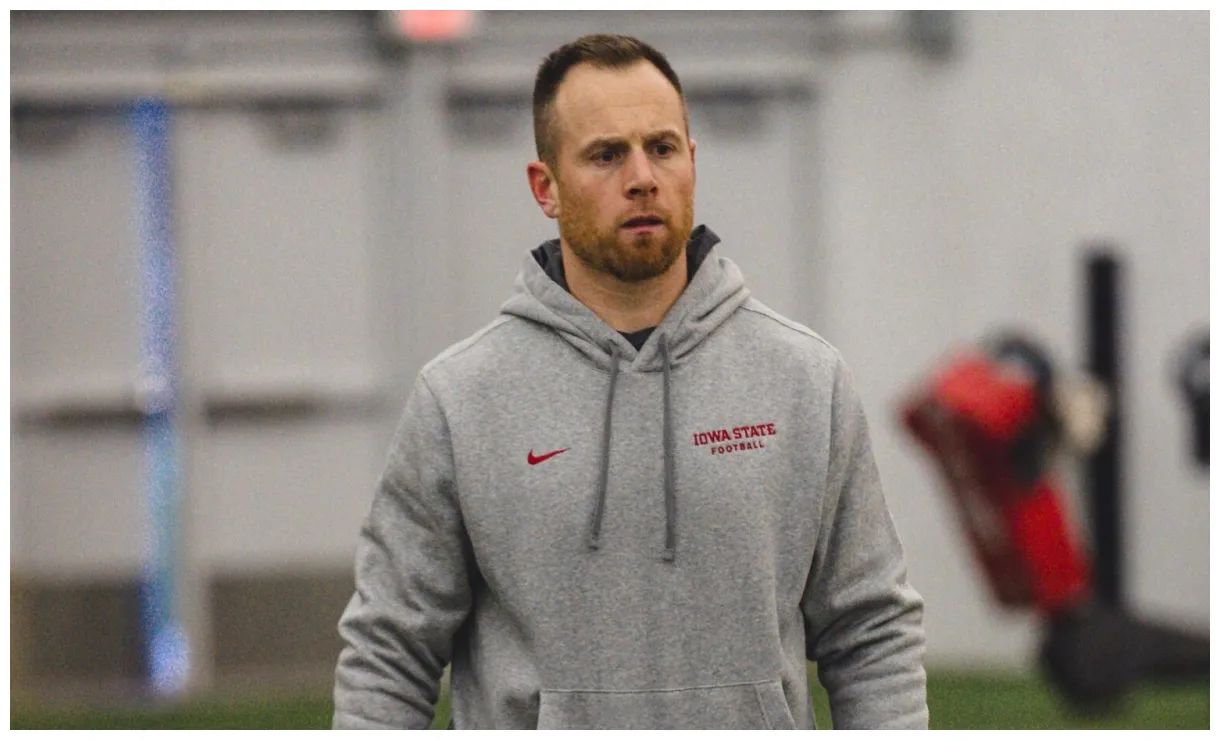 Officially named as assistant hc / rb coach