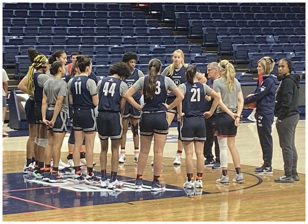 UConn women's basketball managing a season 'unlike any other'