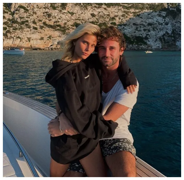 Who is jordi lladó valentina zenere boyfriend ? relationship timeline