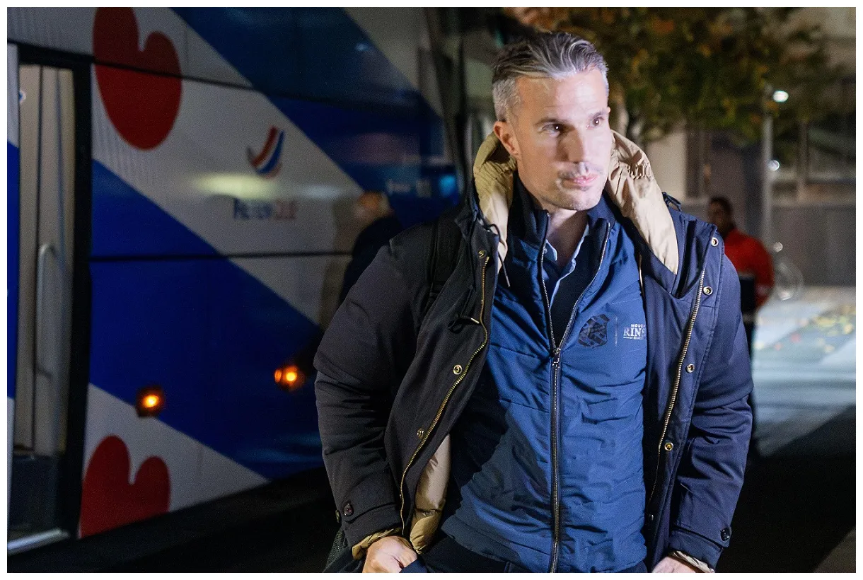 Robin van persie 'ontslag belabberd' soccernews.nl