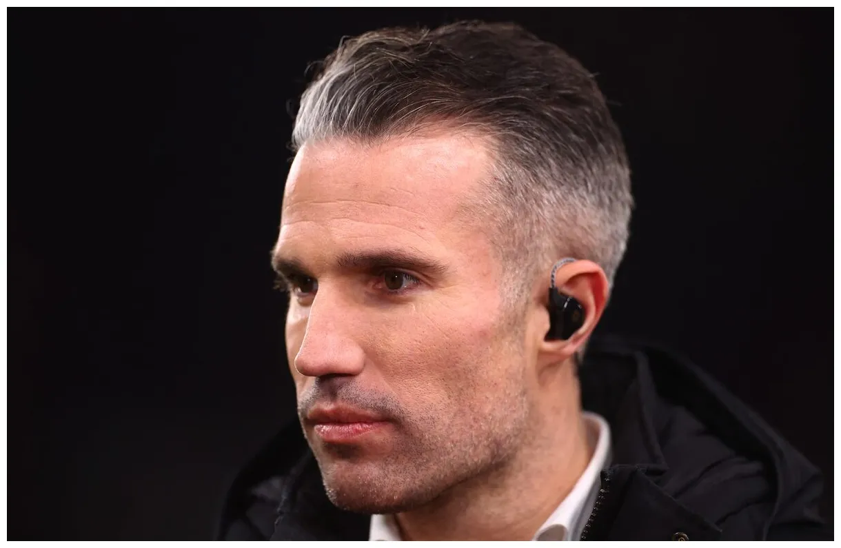 Van persie signs two-year contract as coach of heerenveen reuters