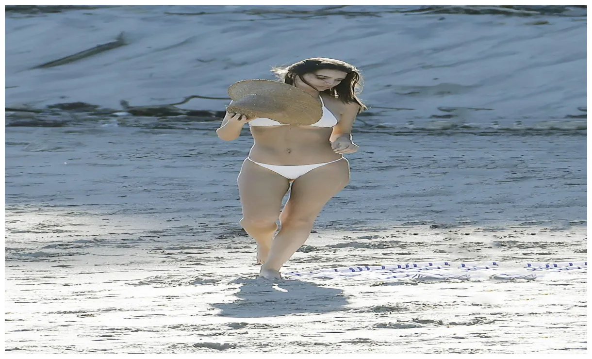 Emily ratajkowski hot in white bikini paradise cove in malibu 3/9