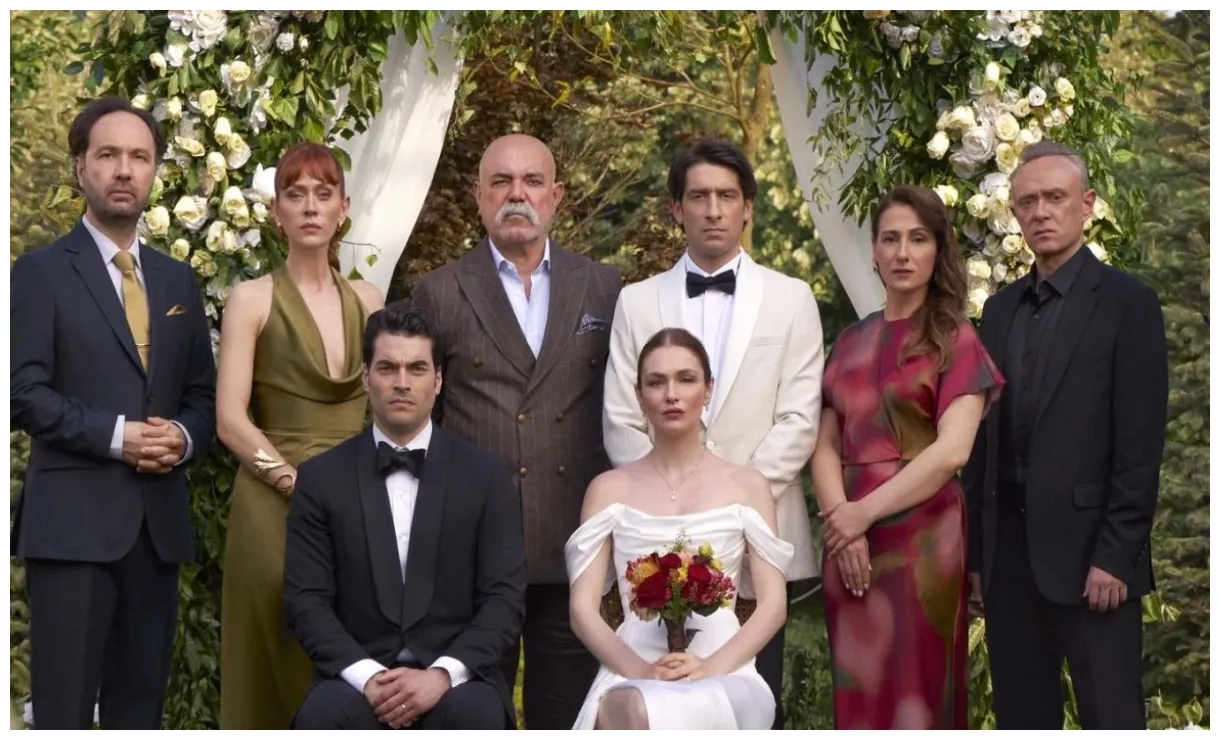 Veliaht dizisi konusu ne? veliaht dizisi oyuncuları kimler? » mavi kadın