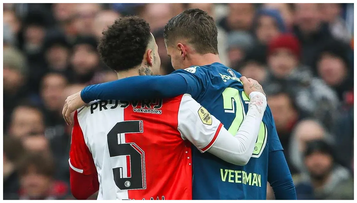 Voetbalnieuws, live tussenstanden, uitslagen en transfers