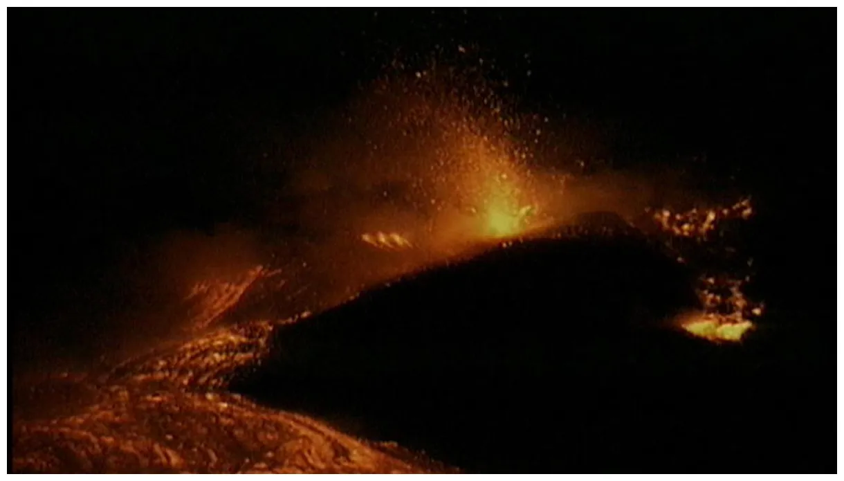 Mooie beelden van vulkaanuitbarsting in italië