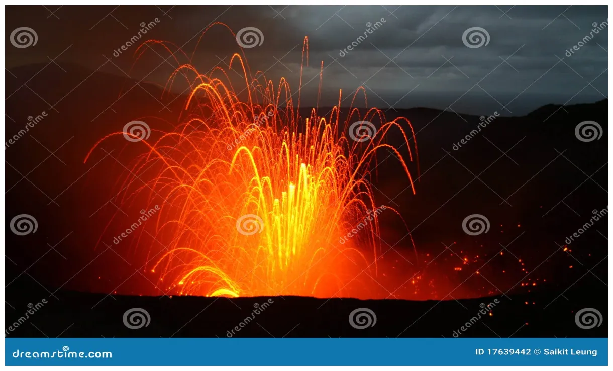 Vulkaanuitbarsting in zuid-pacifisch vanuatu, stock foto of