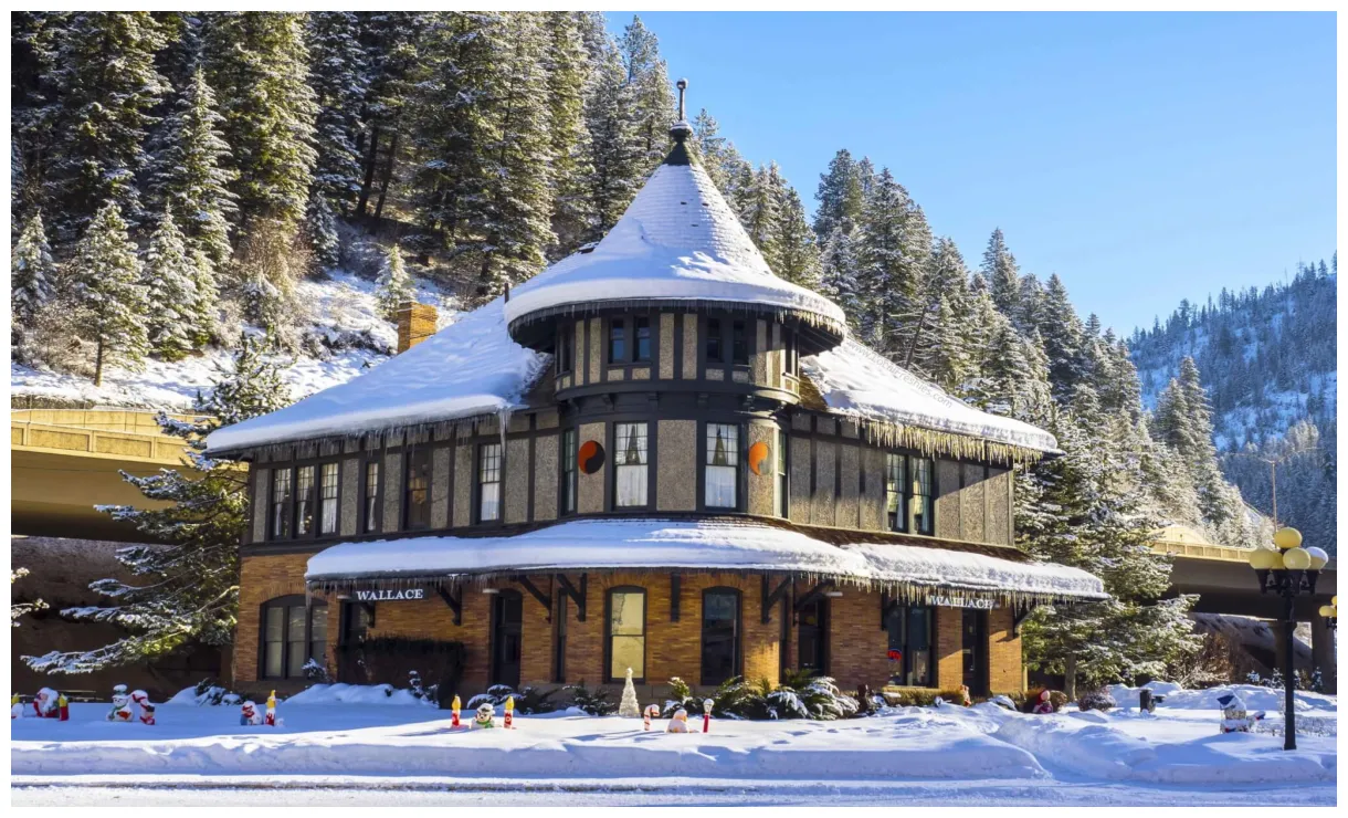 History of northern idaho's best kept secret for skiing