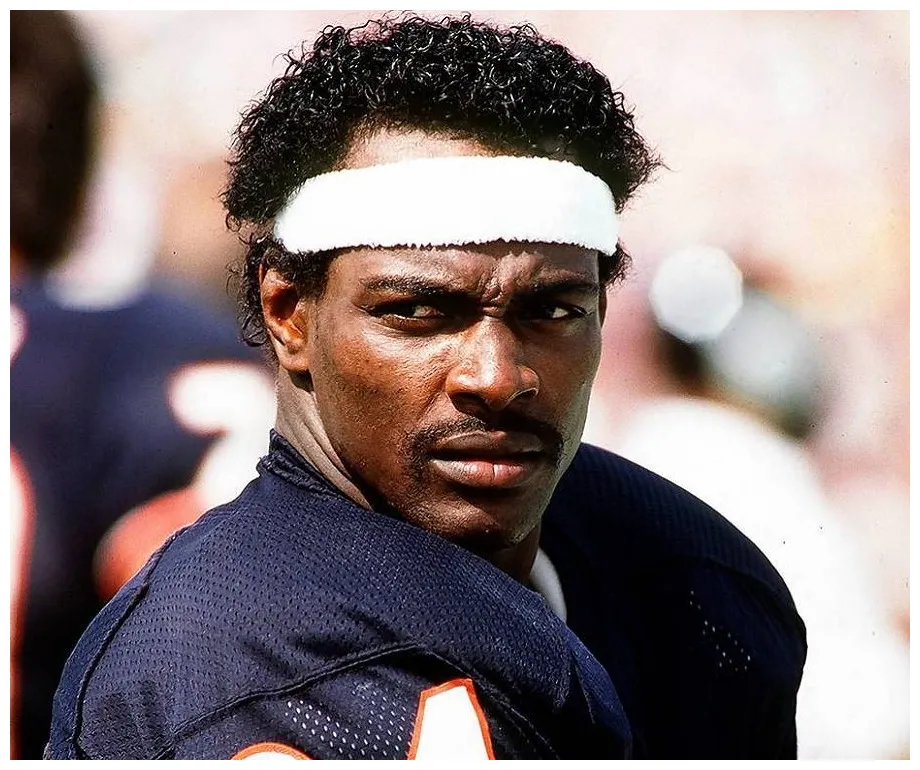 's instagram, twitter & facebook on idcrawl