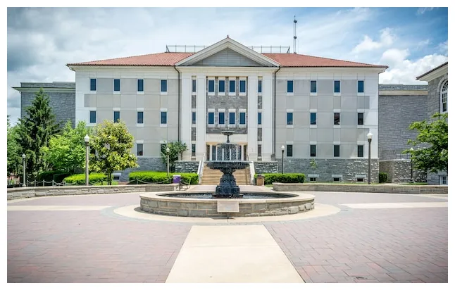 Premium Photo | James Madison University