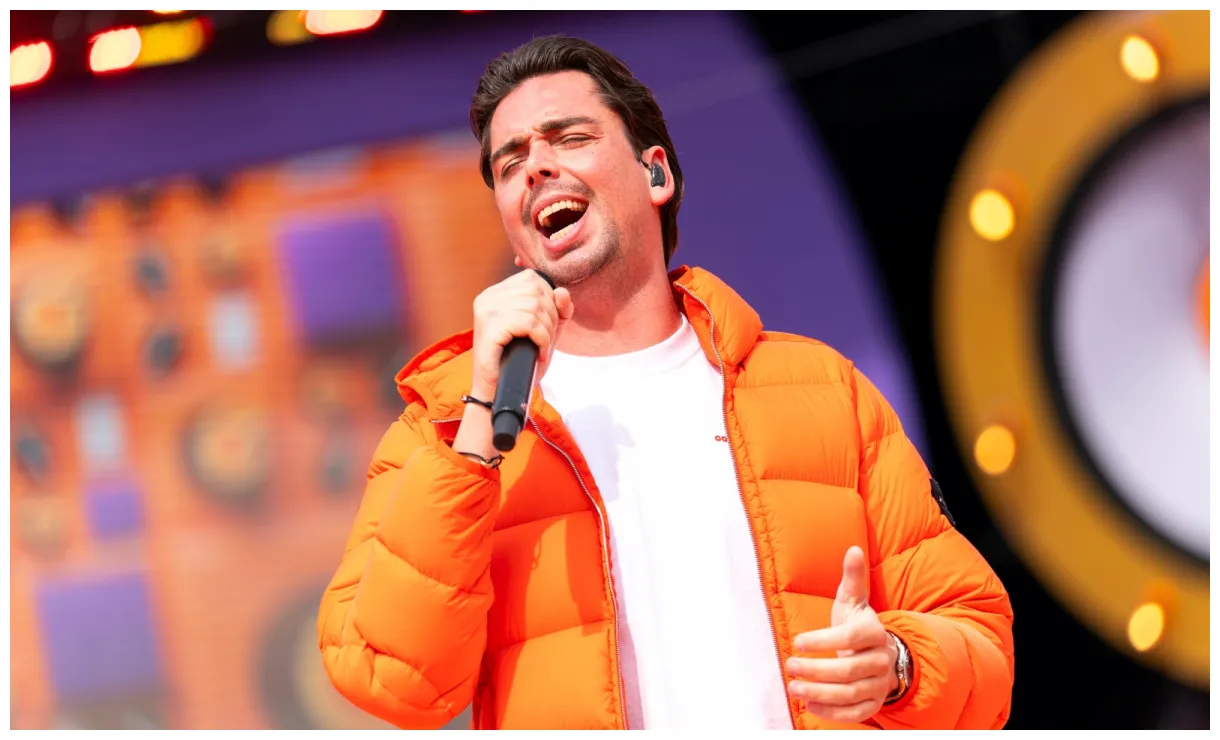 Op je feestje? dit vangt de hitzanger per show