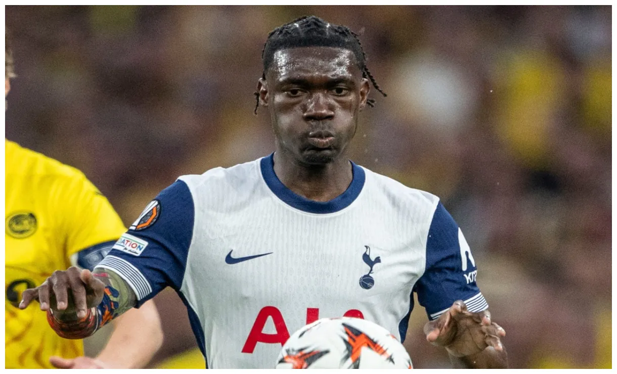 Fabio Paratici is brokering exit of experienced Tottenham player with