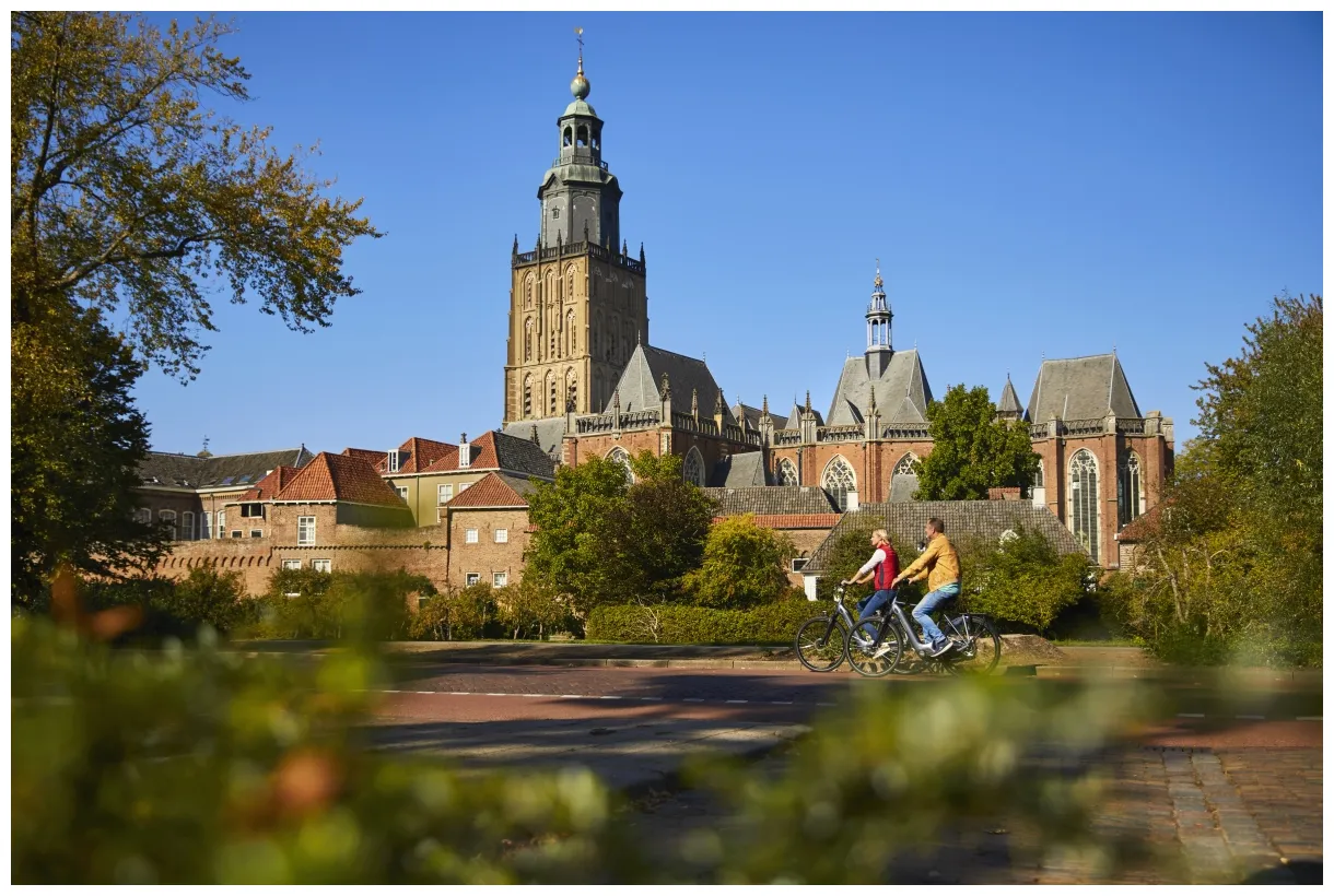 Courtyards & towers historic hanseatic cities